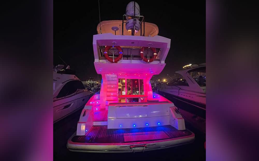 48FT Emerald Luxury Yacht - Image 2