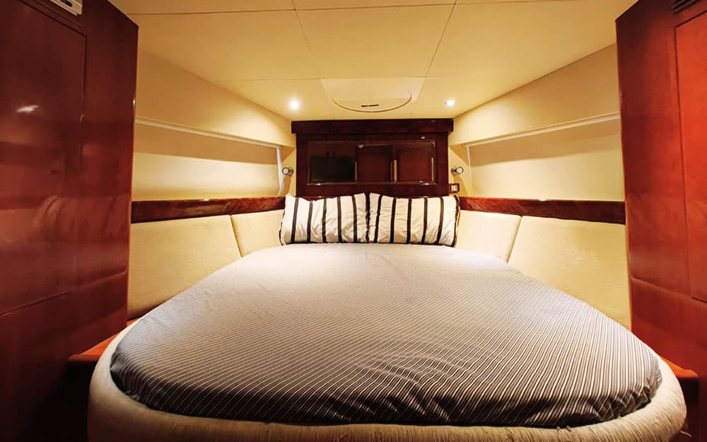 50FT Majesty Yacht - Image 3