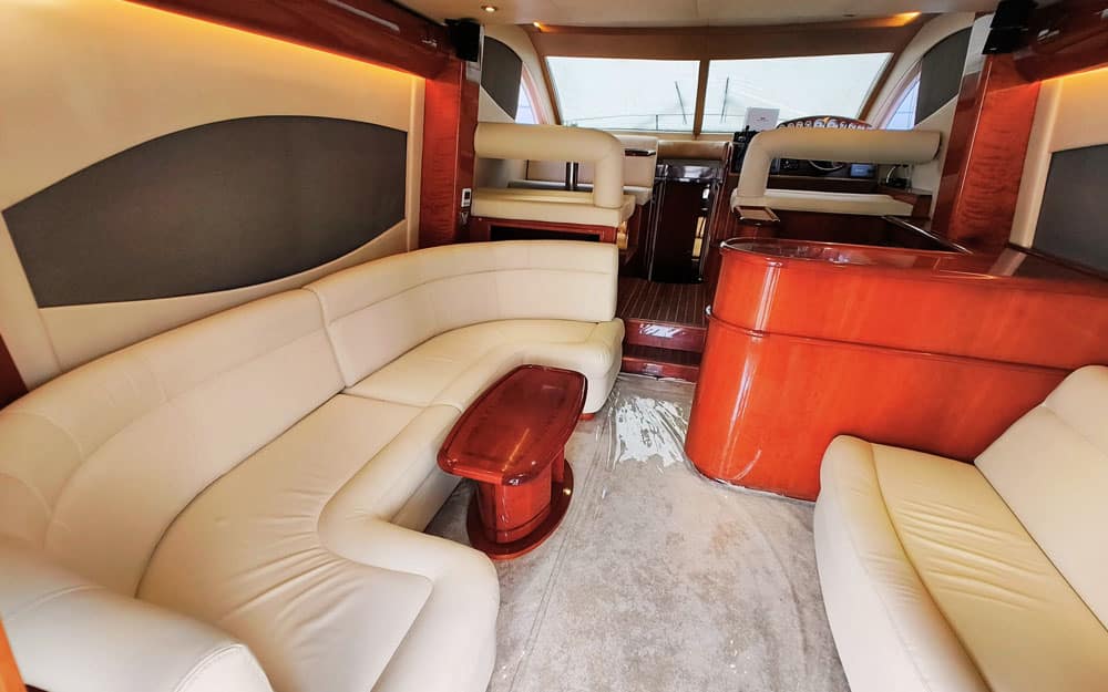 50FT Majesty Yacht - Image 6