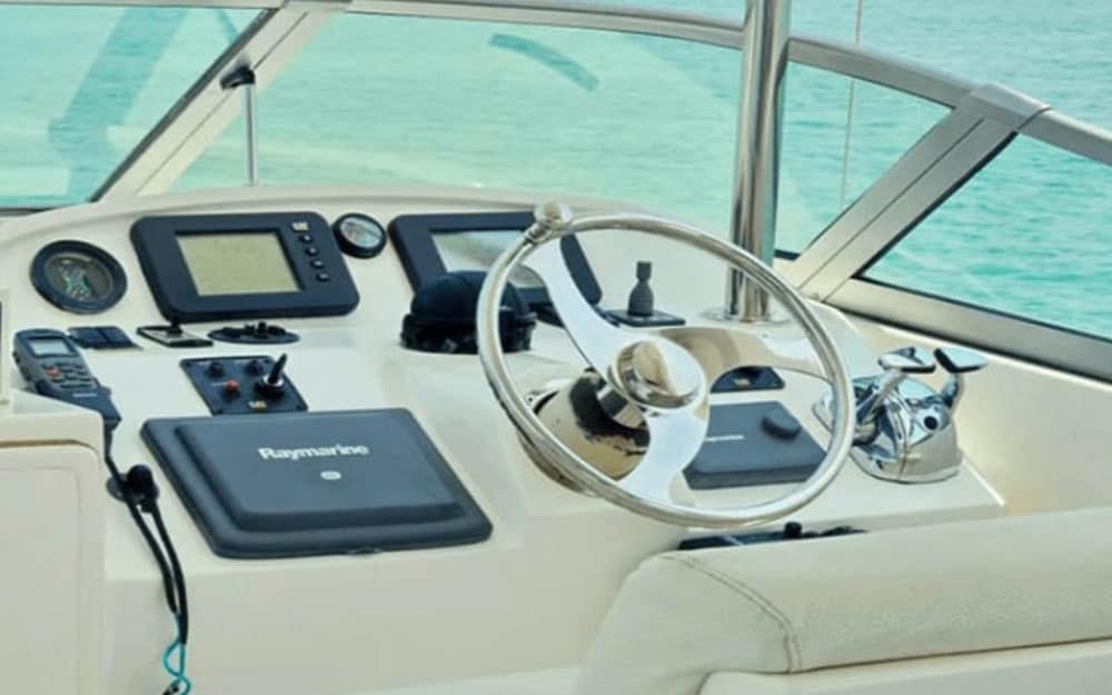 55FT Blue Infinity Yacht - Image 8