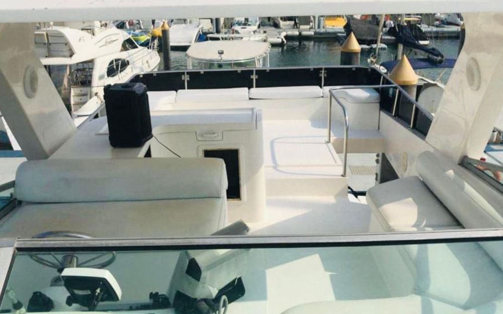 55FT Blue Infinity Yacht - Image 10