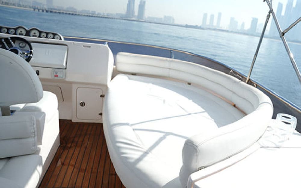 55FT Pearl Yacht - Image 3