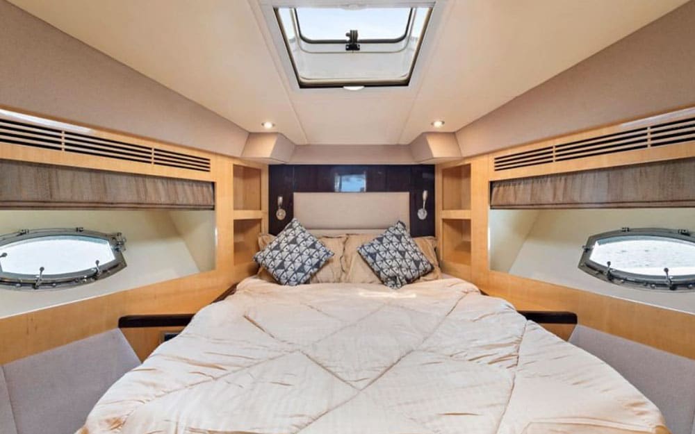 56FT Majesty Yacht - Image 9